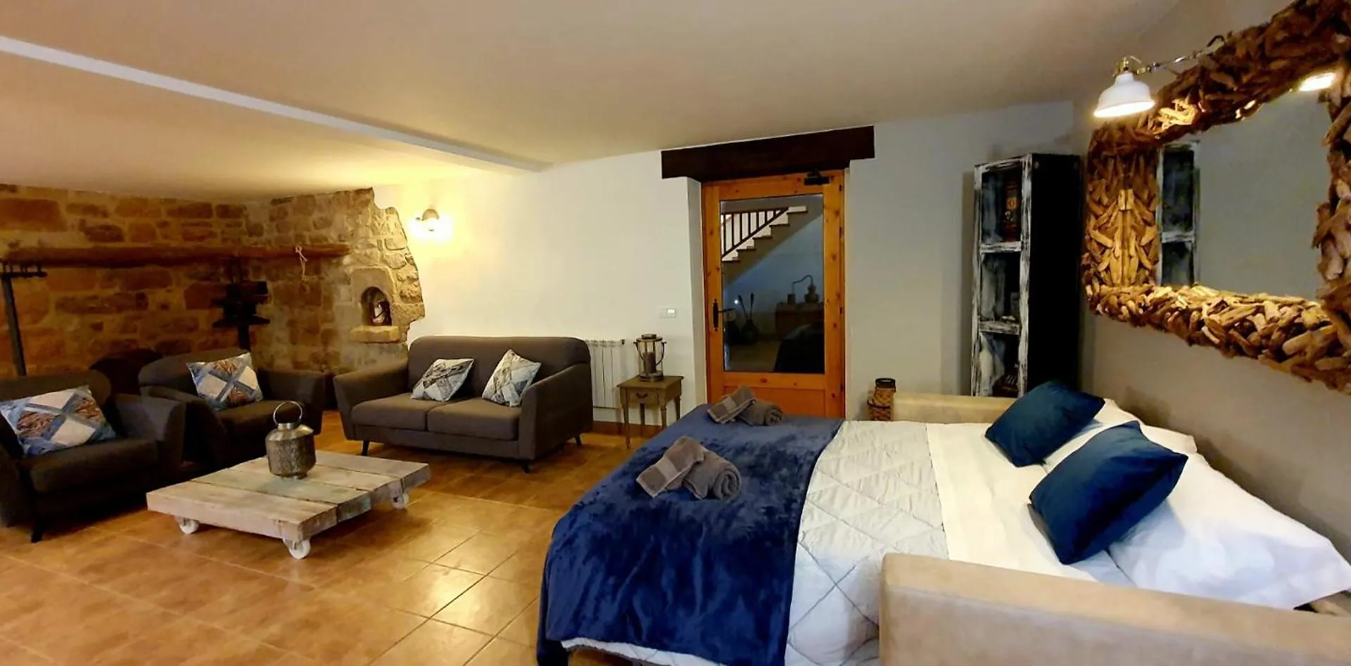 Refugio Rural En Cardona. Villa Spain